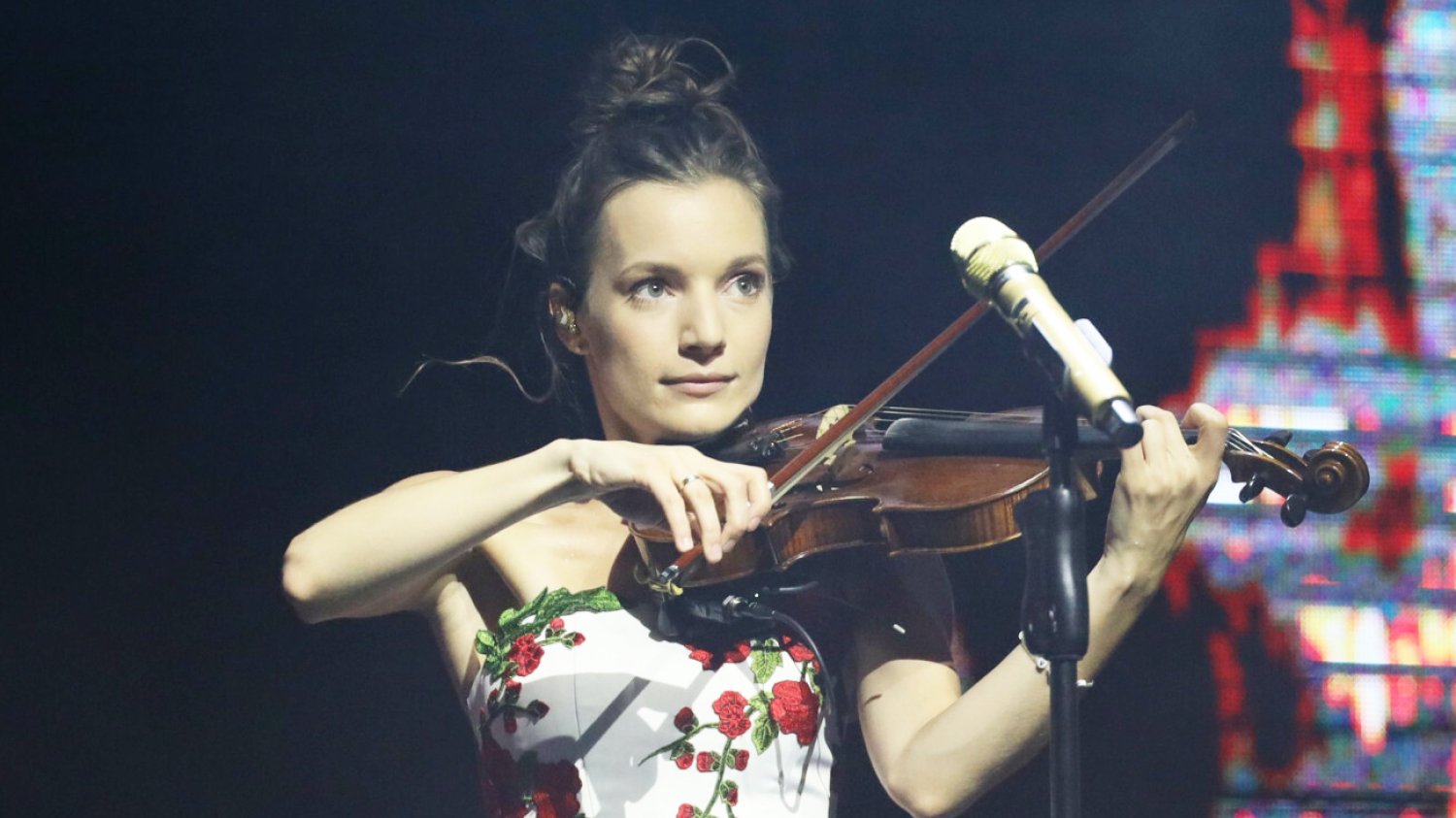 Sanah wyznała, że dziś jest odważniejsza. Bliscy pilnują, by nie odleciała