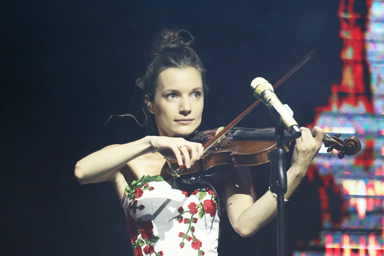Sanah wyznała, że dziś jest odważniejsza. Bliscy pilnują, by nie odleciała