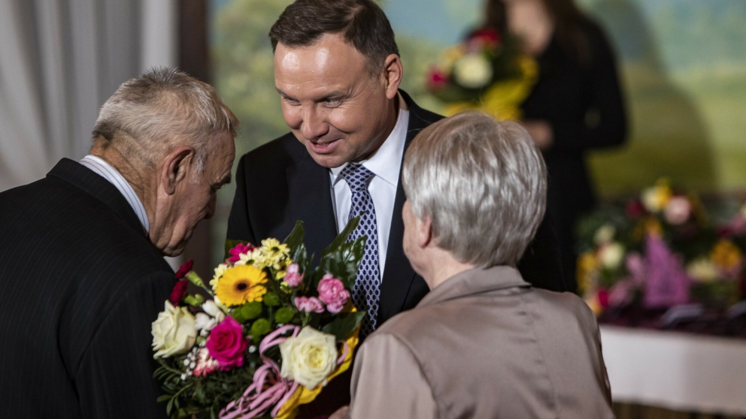 Pieniądze za staż małżeński. Kto mógłby je dostać?