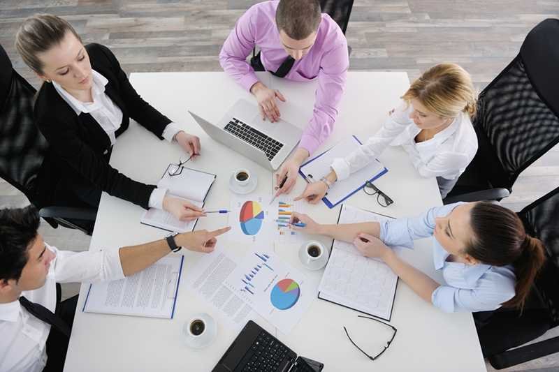 Czy Unia zmusi spółki do zatrudniania kobiet w zarządach?