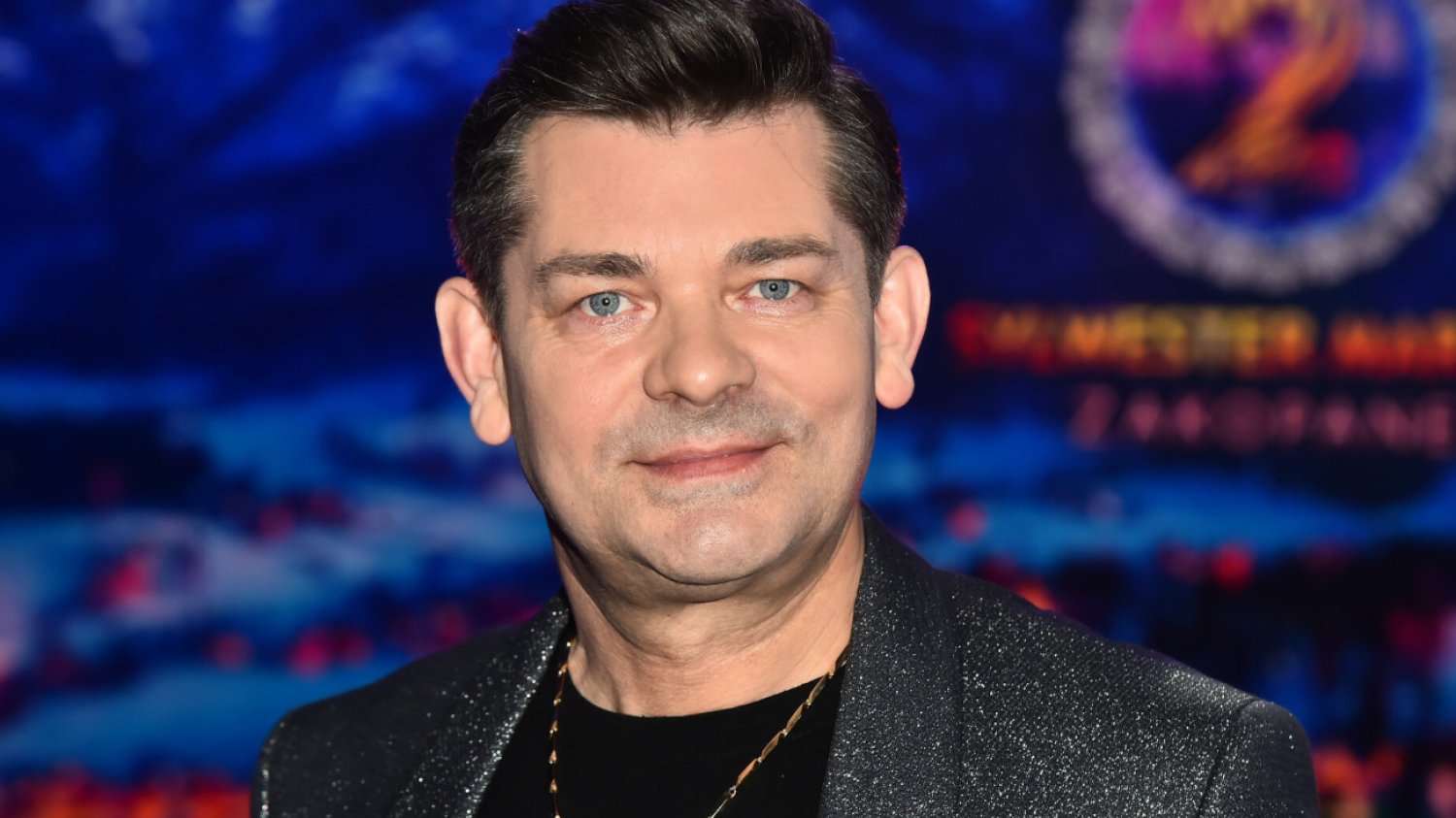 Jak mieszka Zenon Martyniuk?