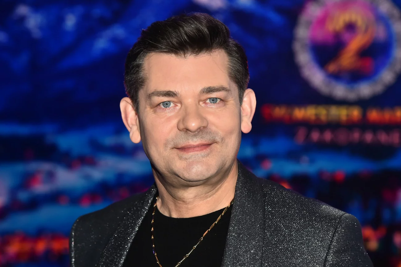 Jak mieszka Zenon Martyniuk?
