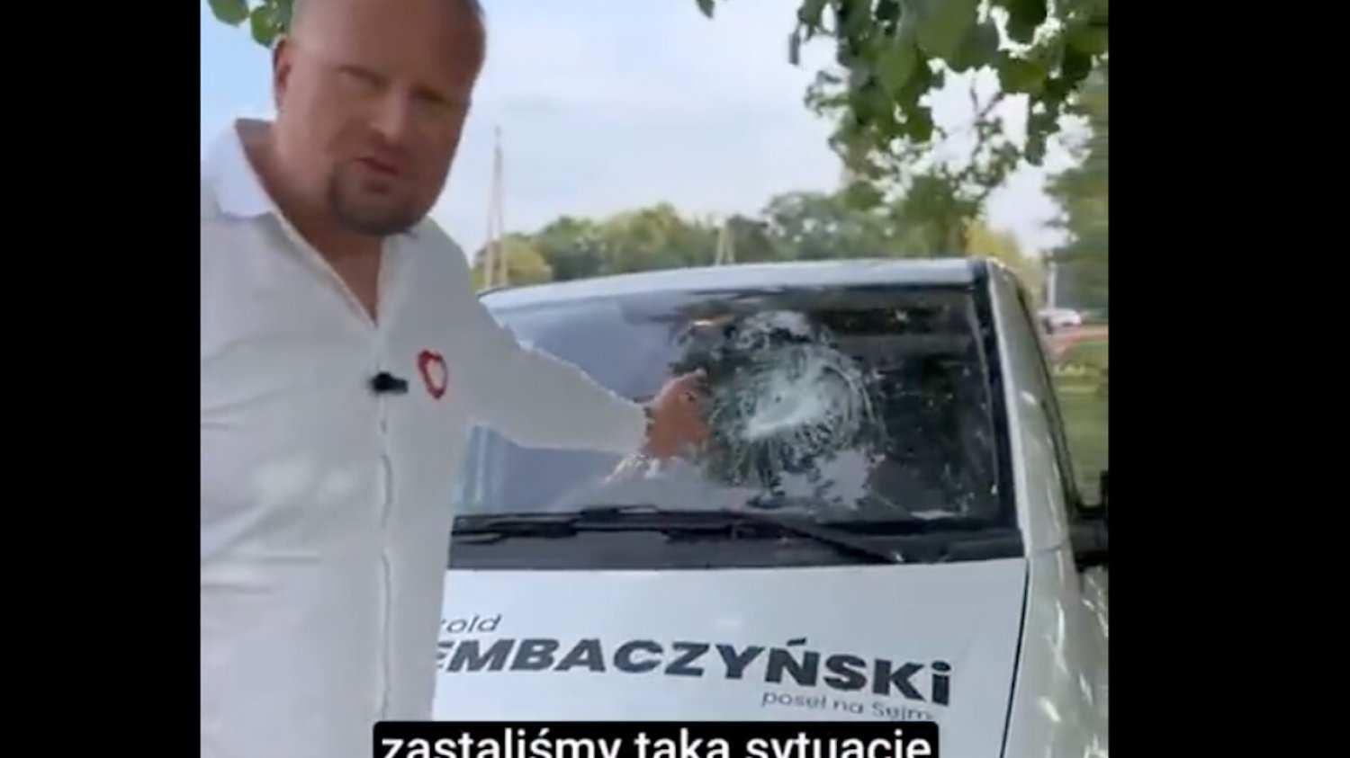 Atak na posła KO, samochód Zembaczyńskiego został zniszczony