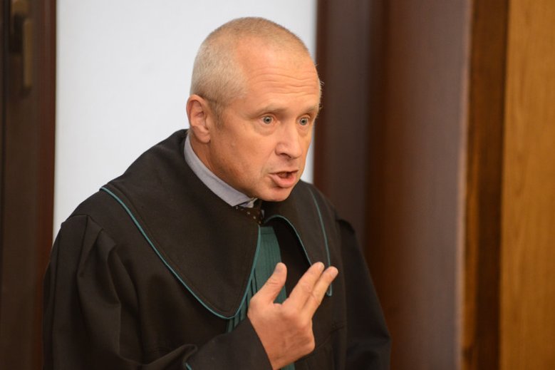 Mecenas Jacek Dubois został wyrzucony z przesłuchania sędziego Igora Tulei.