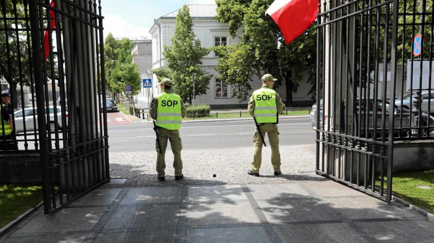 SOP zneutralizowała drona operującego nad budynkami rządowymi. SOP zneutralizowała drona operującego nad budynkami rządowymi.