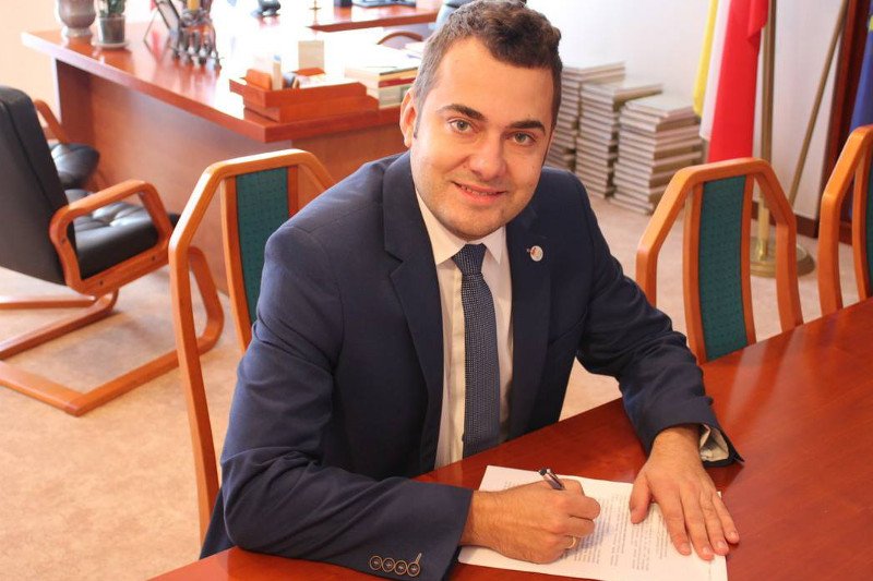 Wybory samorządowe w Łomży, II tura. Wygrywa Mariusz Chrzanowski.