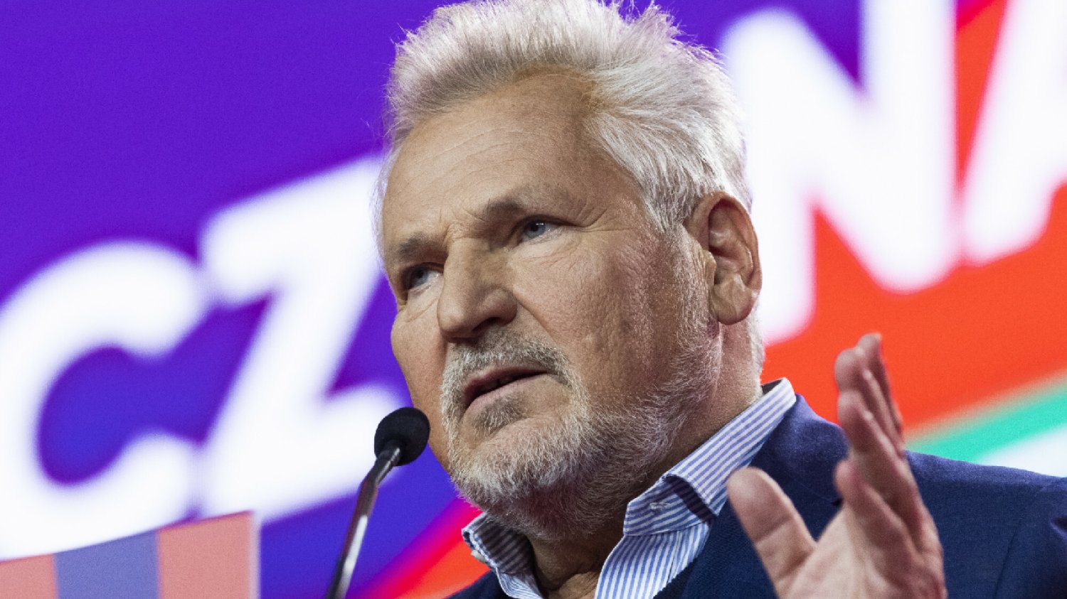 Aleksander Kwaśniewski i Bronisław Komorowski tracą na Polskim Ładzie