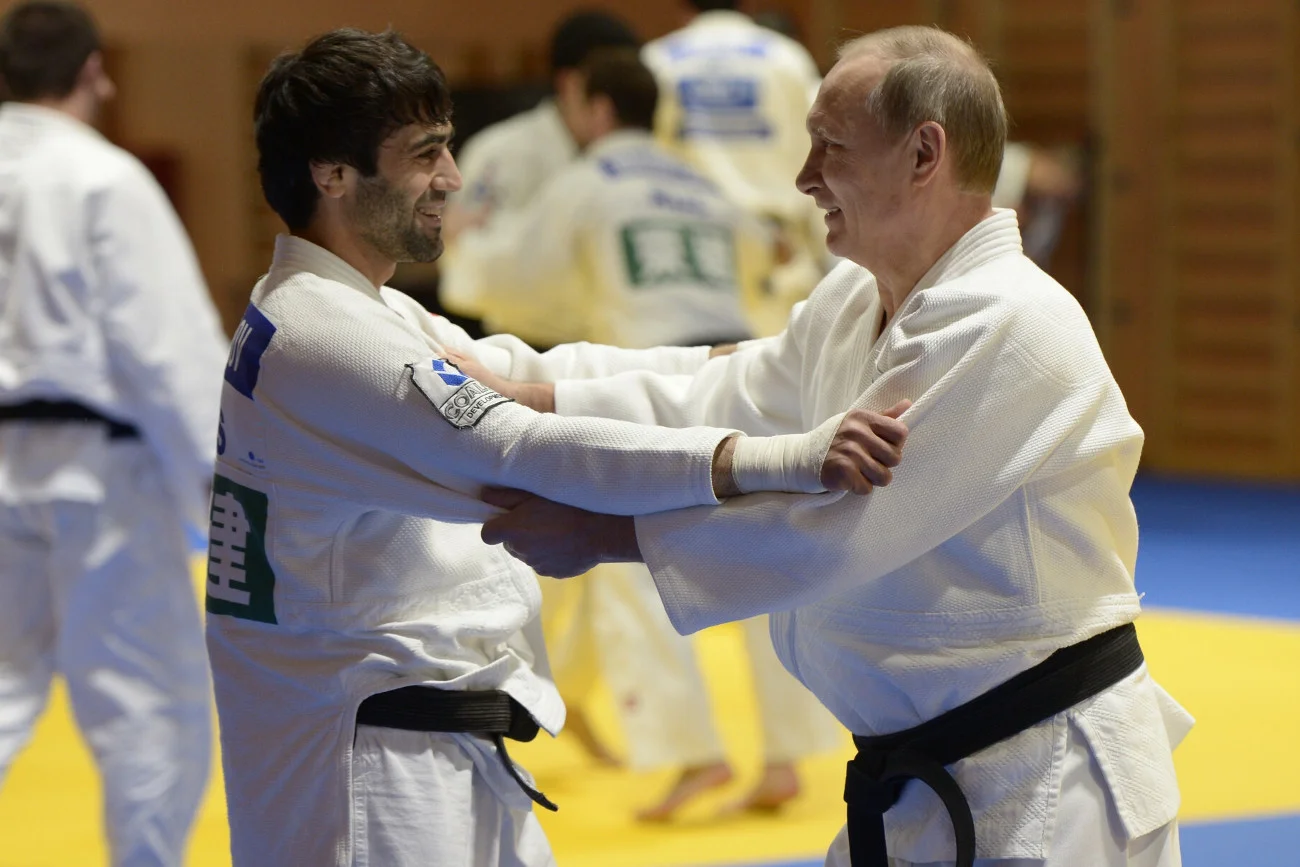 Putin sportowiec - tak służby prasowe Kremla lubiły go pokazywać. Putin sportowiec - tak służby prasowe Kremla lubiły go pokazywać.