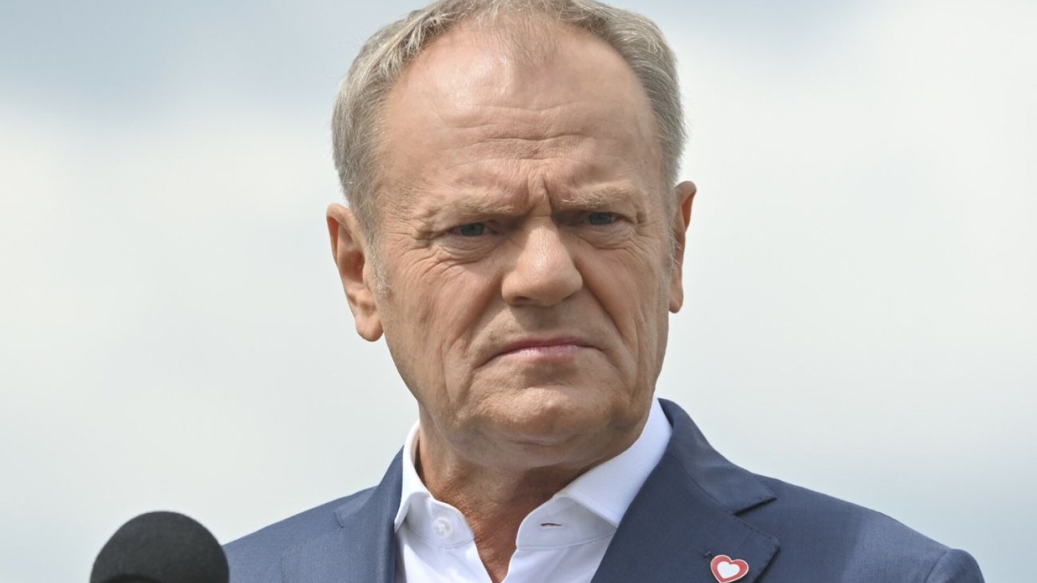 Alarmujący sondaż dla Tuska i rządzących. Ten koalicjant nie wszedłby do Sejmu. Nowy sondaż partyjny. Rośnie poparcie dla Razem, Trzecia Droga poza Sejmem.