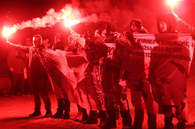 To podczas ostatniej pielgrzymki kibiców na Jasną Górę zaatakowani zostali przeciwnicy rasizmu