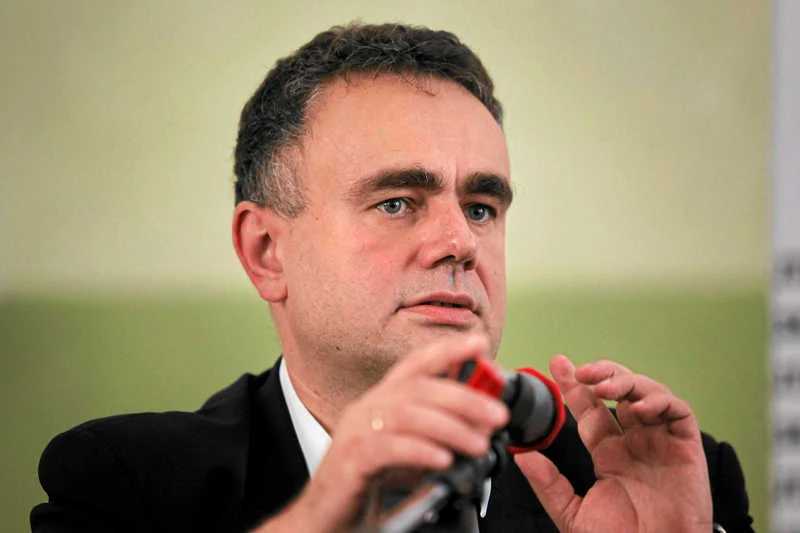 Redaktor naczelny "Gazety Polskiej", Tomasz Sakiewicz podejrzewa, że spółka PKP Intercity specjalnie udostępniła sympatykom "GP" stary pociąg. Zapowiada złożenie doniesienia do prokuratury.