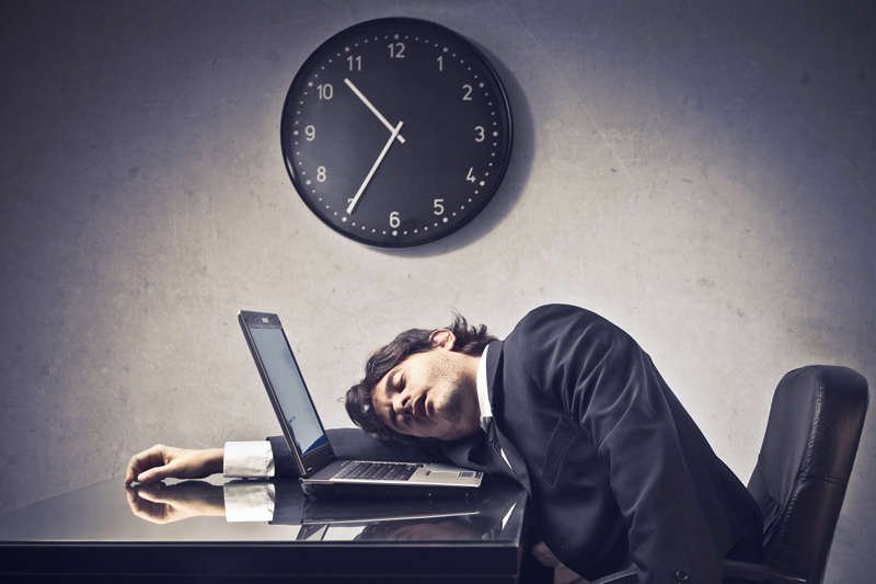 Osoby, które są przez pracę 24h na dobę pod telefonem twierdzą, że da się do tego przyzwyczaić