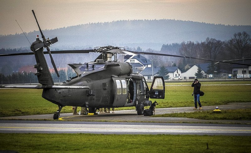 Śmigłowcowe fiasko PiS – w tej kadencji nie będzie nawet obiecanych czterech śmigłowców morskich.