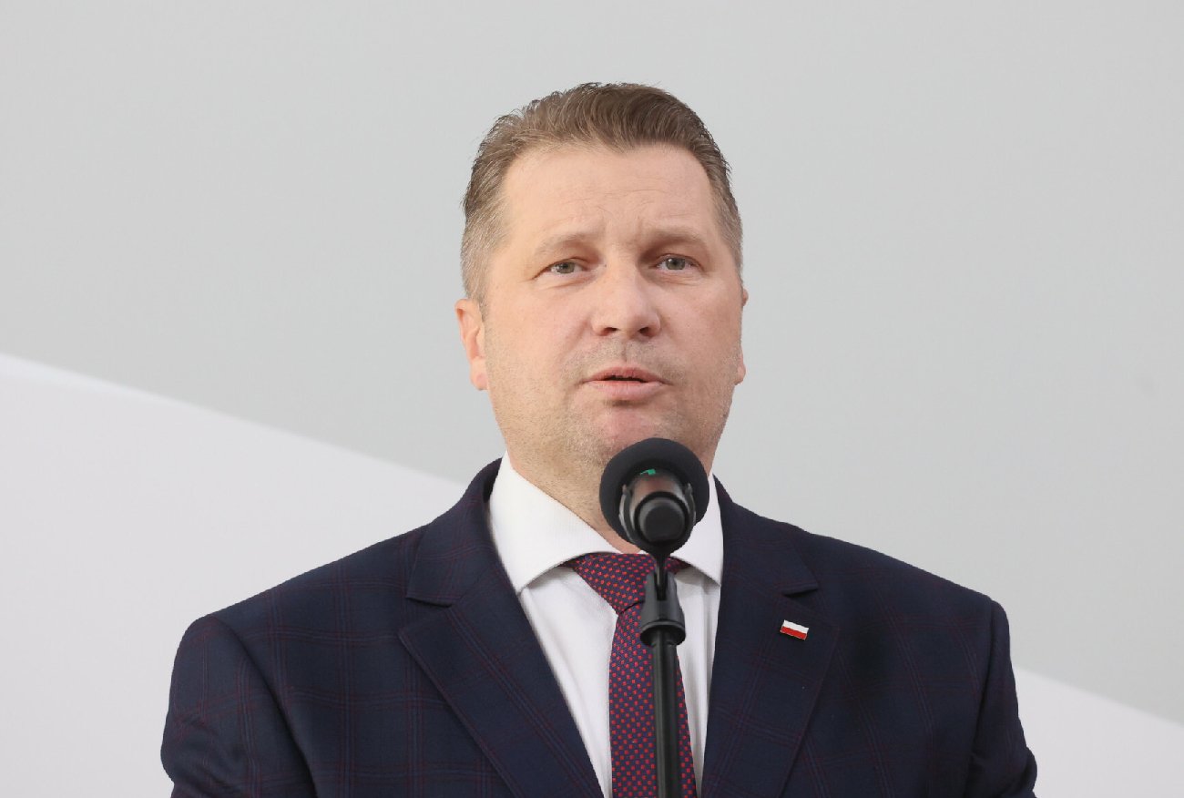 Przemysław Czarnek broni HiT i prof. Roszkowskiego. Mówi o wartościach