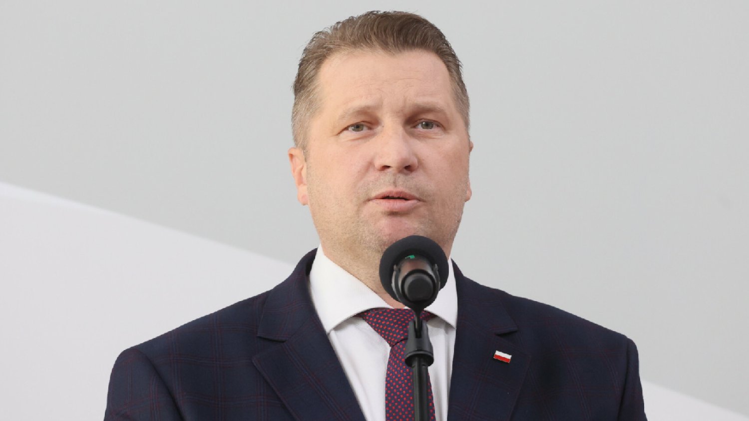 Przemysław Czarnek broni HiT i prof. Roszkowskiego. Mówi o wartościach