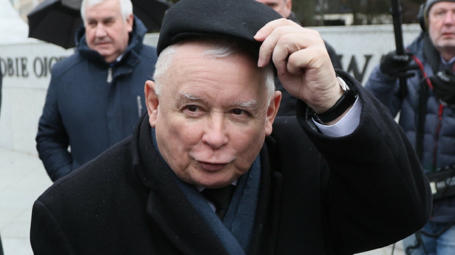 Sejm. Jarosław Kaczyński się wycofał i znalazł winnego przepychanek.