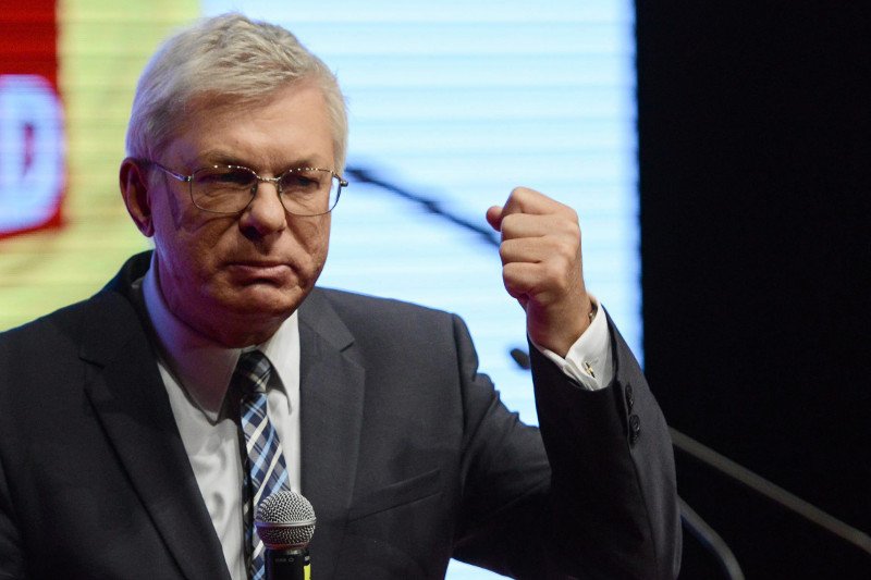 Celiński krytykuje polityków, ale chce utworzenia wspólnego frontu centrolewicy.