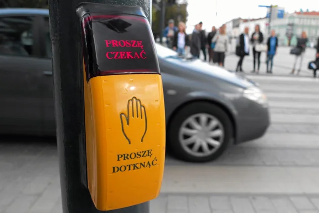 Nowy dyrektor warszawskiego ZDM nie przepada za przyciskami dla pieszych