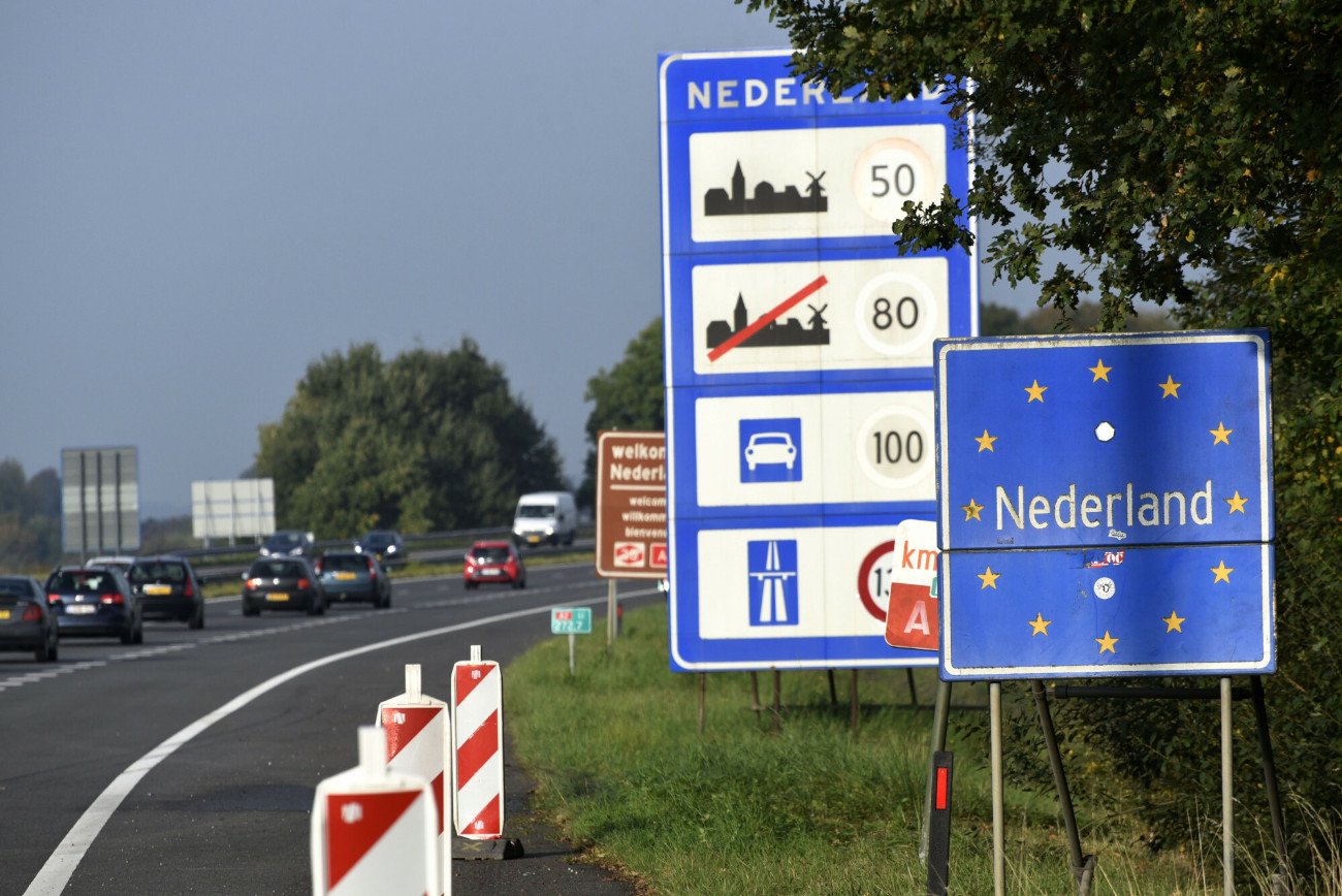 Niemcy zaostrzają obostrzenia na granicy z Holandią.