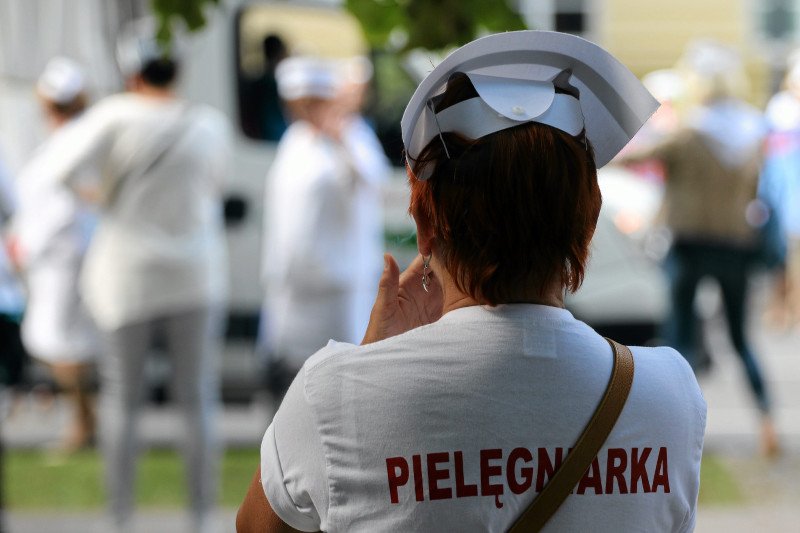 Pielęgniarki walczą nie tylko o należne im podwyżki, ale też o lepszą opiekę dla chorych dzieci.