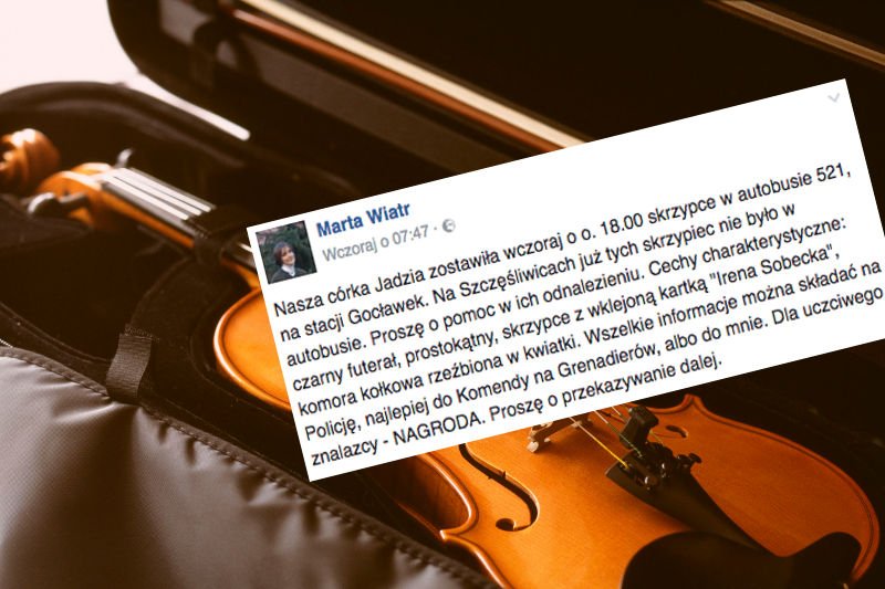 Dziewczynka i jej matka szukają zagubionych skrzypiec za pośrednictwem internetu.