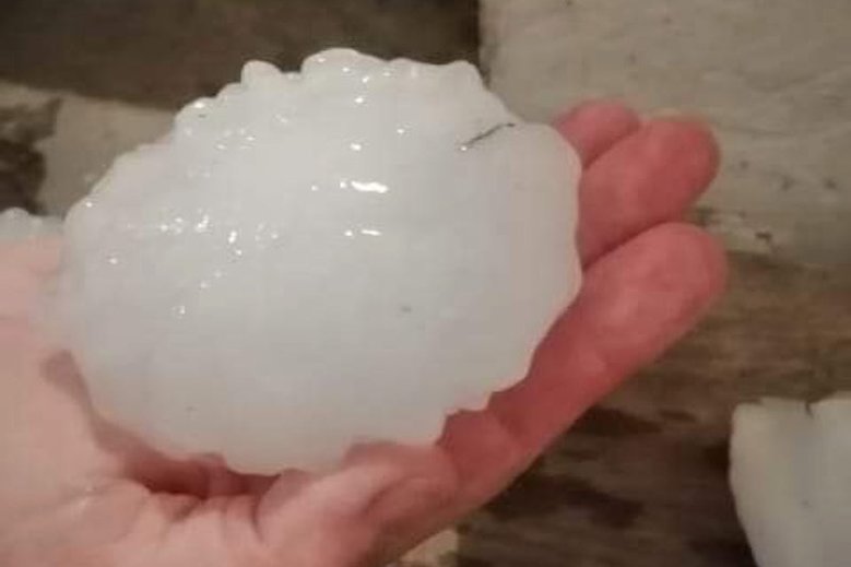 Takie kule gradu spadły w woj. lubuskim.