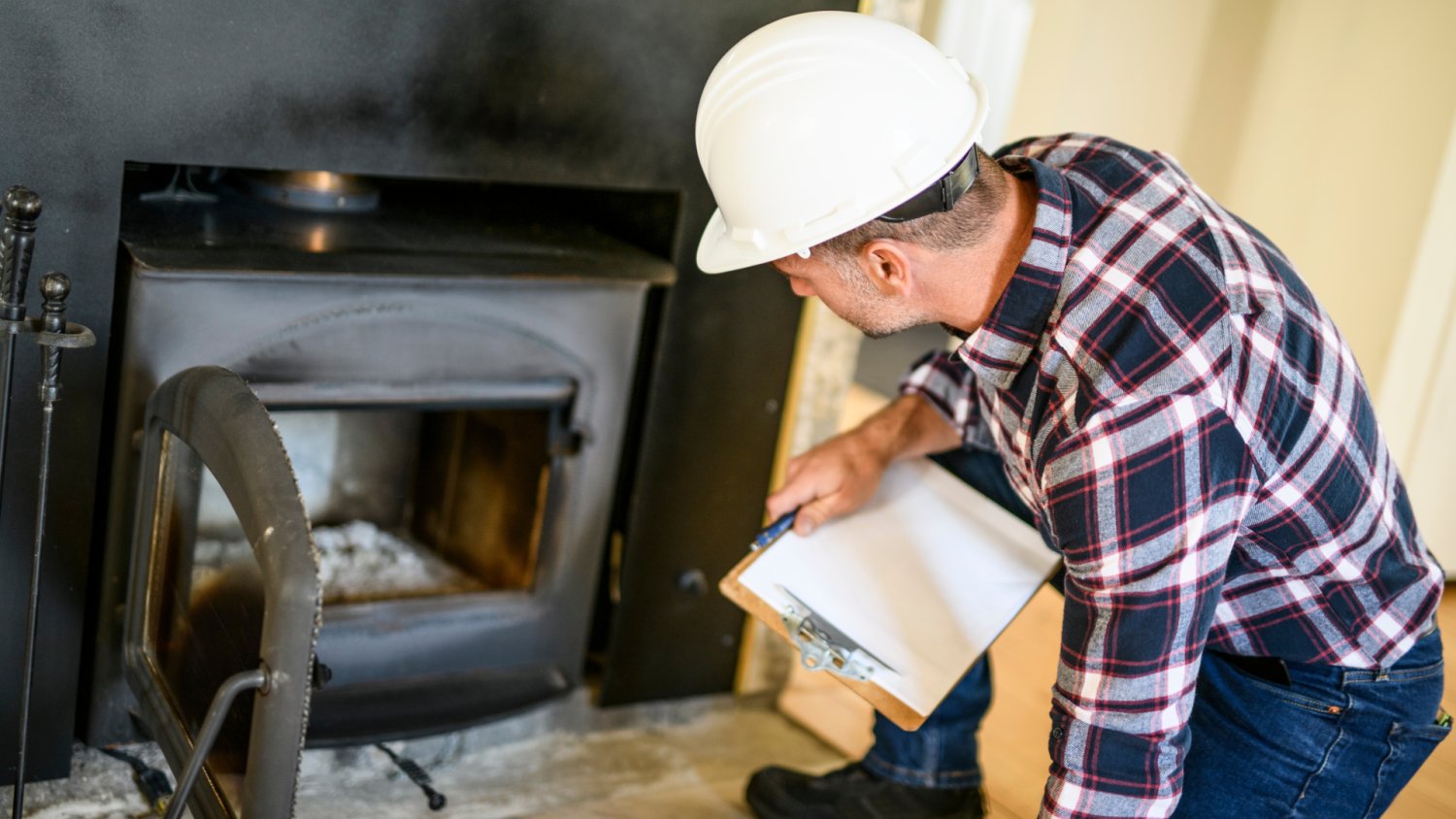 1 stycznia zaczną się kontrole kominków. Bez certyfikatu dostaniesz mandat