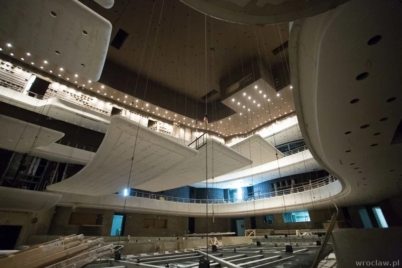 Główna sala koncertowa Narodowego Forum Muzyki na 1800 miejsc.