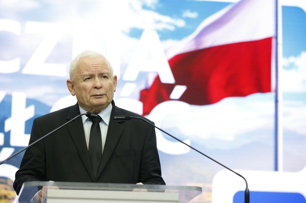 W Warszawie marsz Tuska, w katowickim spodku konwencja PiS