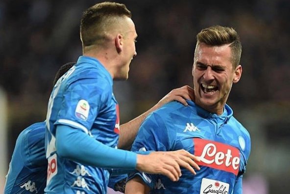 Arkadiusz Milik strzelił już trzy gole z rzutów wolnych w sezonie 2018/2019.