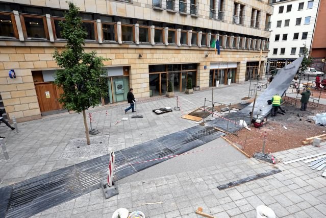 Skwer Wolności Słowa, Warszawa