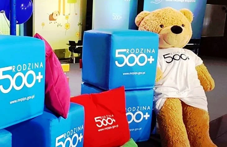 500+ 2021  — wniosek online. Jak złożyć dokumenty przez internet? [PORADY]