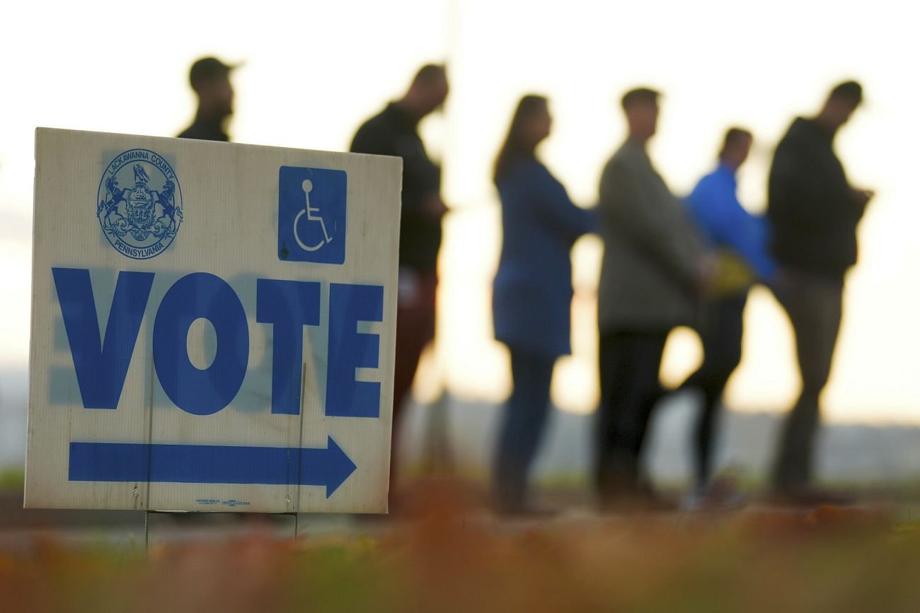 Amerykanie głosują, komisje liczą, ale wyniki z pewnością będą się zmieniać. A to zwiastuje potężne zamieszanie