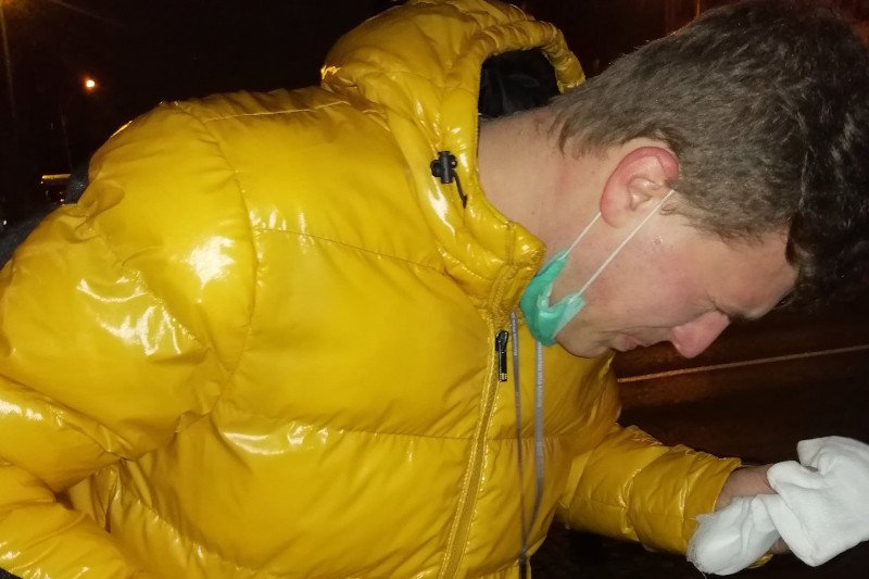 Reporter Halo.Radia Adam Bysiek został zaatakowany przez policję gazem łzawiącym.