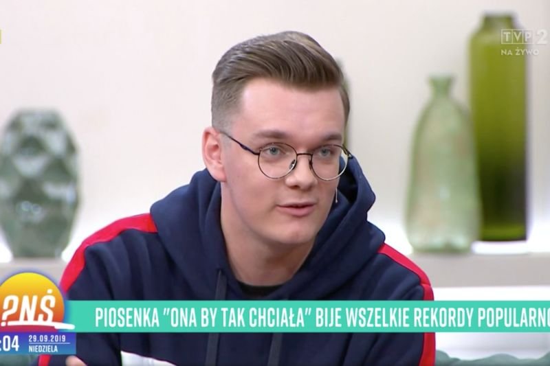 Ronnie Ferrari ma 19 lat, a jego piosenka stała się hitem lata.