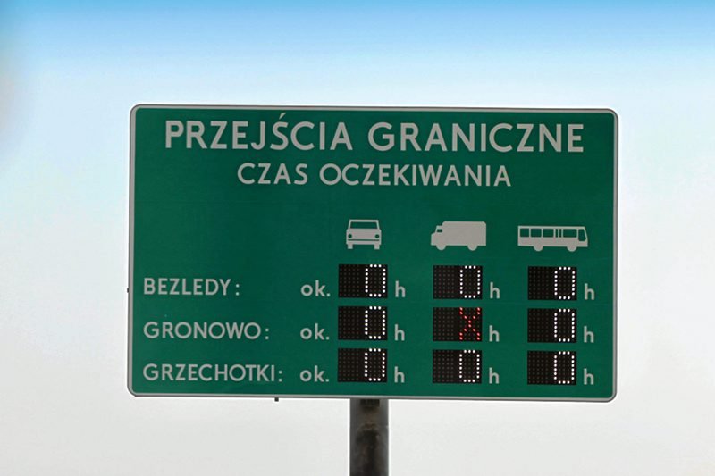 Rosjanie coraz częściej przyjeżdżają na zakupy do Polski.