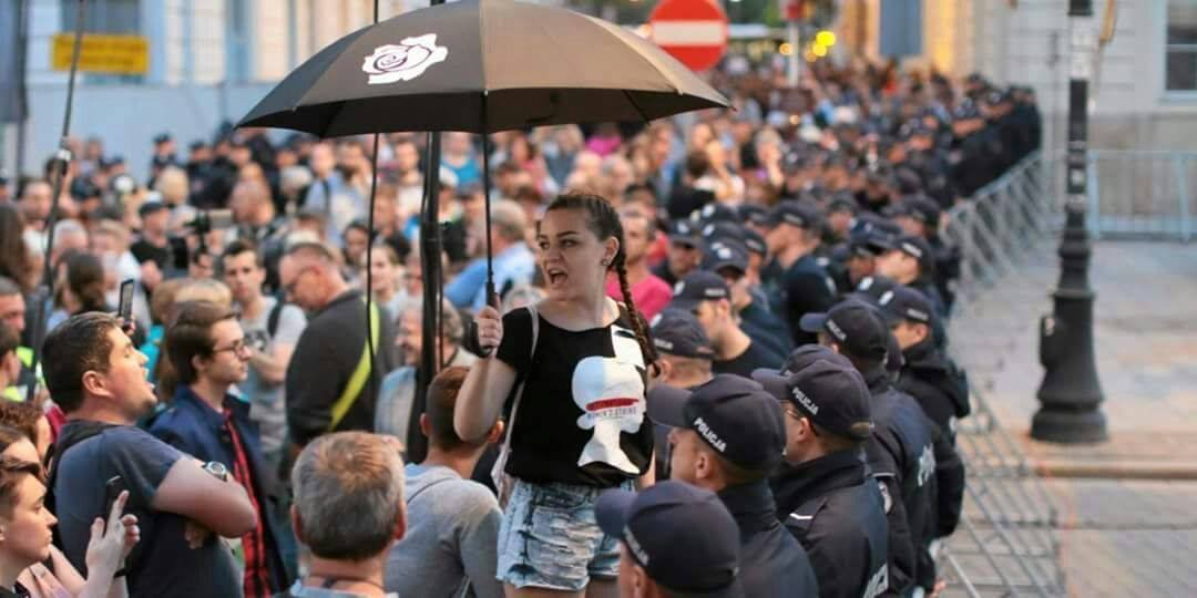 Prezes boi się najbardziej tłumów na ulicach. O wiele bardziej  od opozycji w Sejmie RP