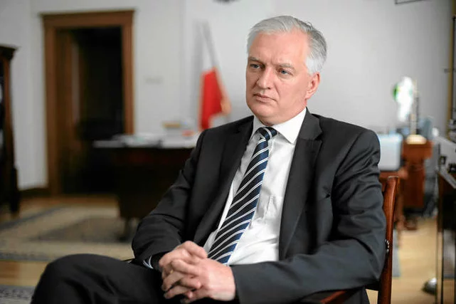 Minister sprawiedliwości Jarosław Gowin uznaje tematy związków partnerskich i legalizacji marihuany za jałowe