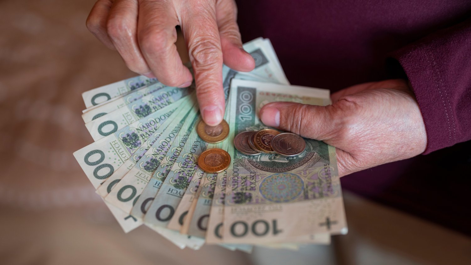 Podwyżka emerytur 1 marca 2026. O tyle wzrosną świadczenia z ZUS Waloryzacja emerytur 2026. 1 marca będą podwyżki