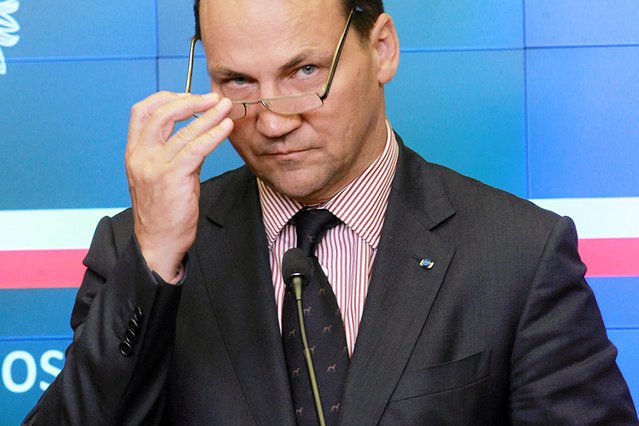 Goście programu "Tomasz Lis na żywo" komentowali wyniki wyborów parlamentarnych.