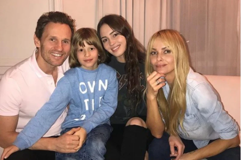 Izabella Scorupco z byłym mężem i dziećmi