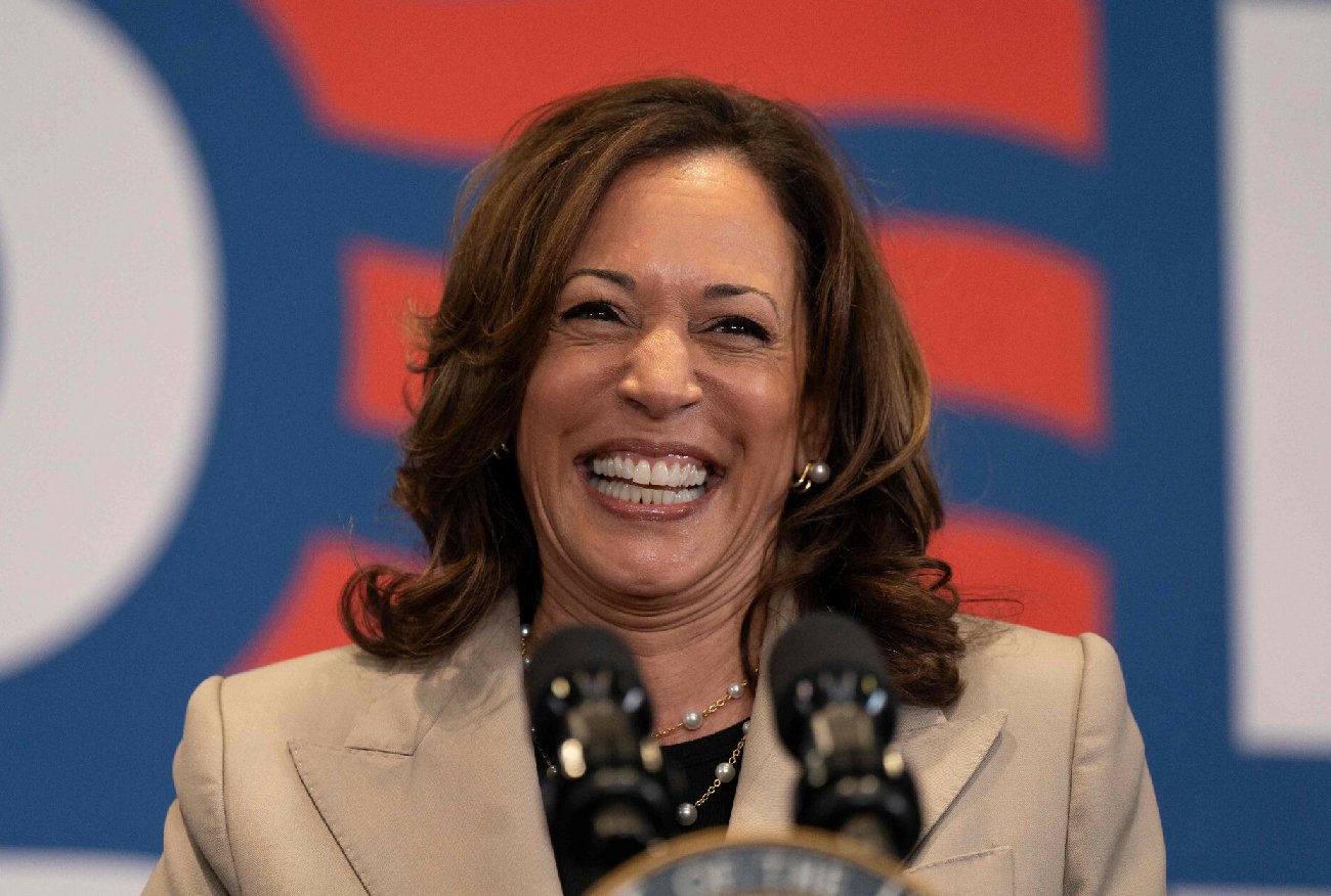 Joe Biden rezygnuje ze startu. Odkręcił się kurek z kasą dla Kamali Harris.