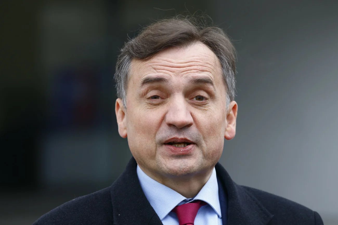 Zbigniew Ziobro nie chce się tłumaczyć przed komisją śledczą z bezprawnego inwigilowania opozycji za PiS.