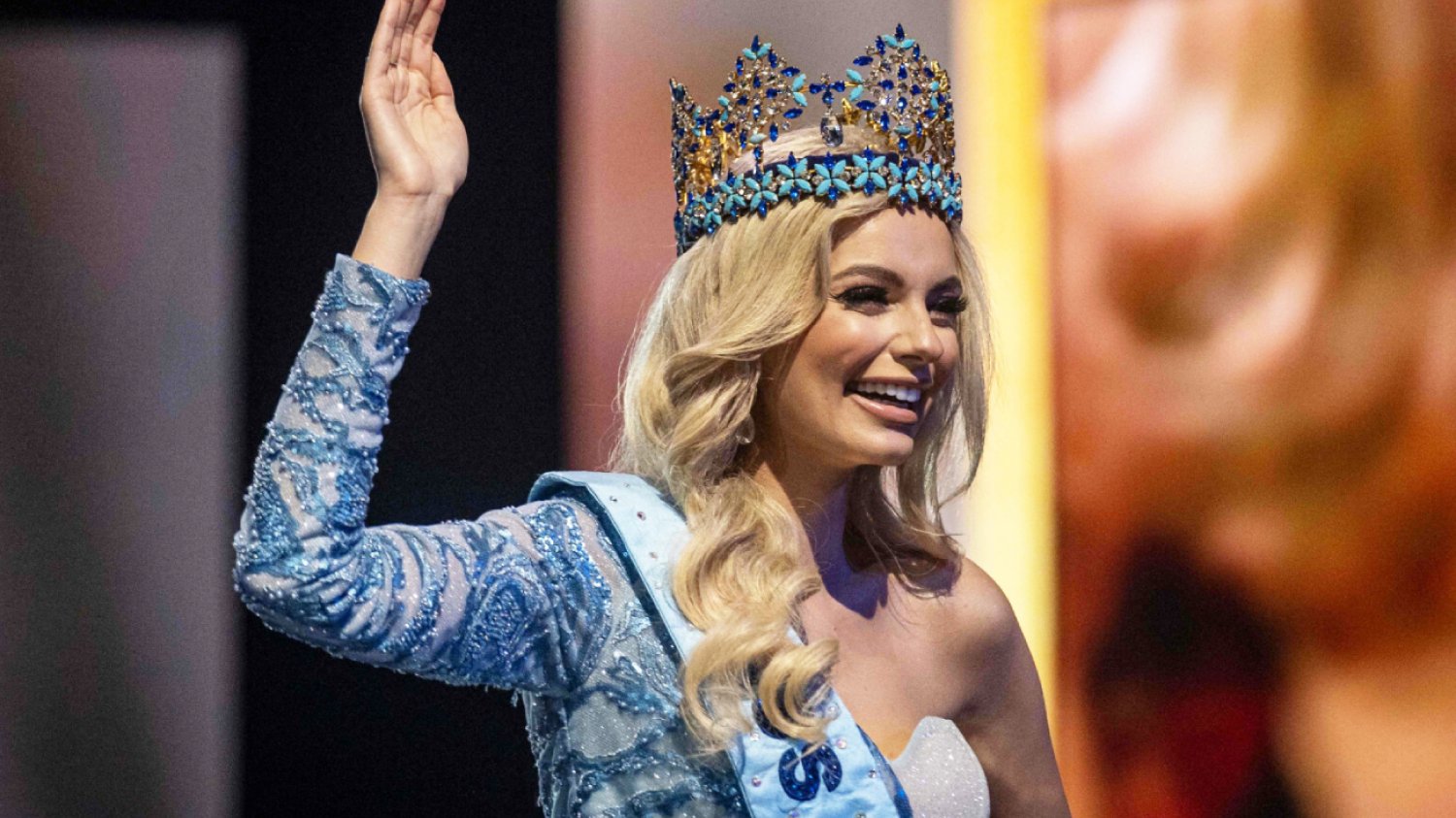 Karolina Bielawska z Łodzi Miss World 2021! Najpiękniejsza kobieta świata