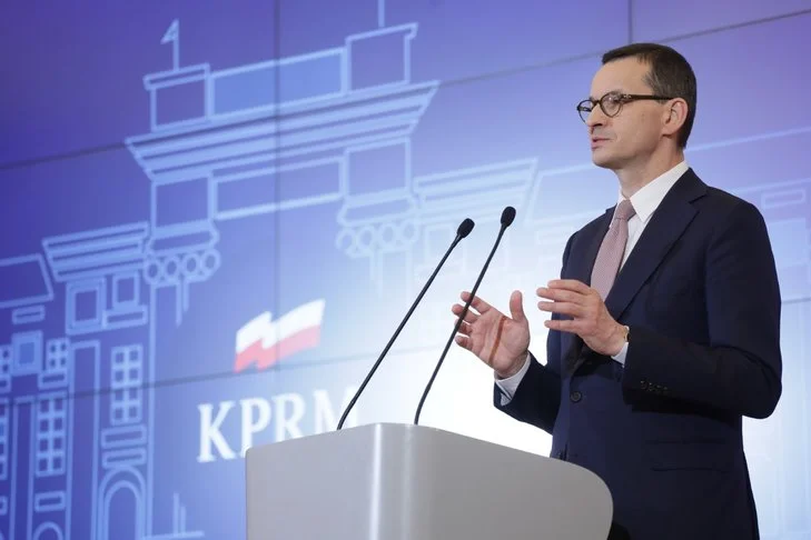 Mateusz Morawiecki ogłosił zniesienie części zakazów związanych z koronawirusem.