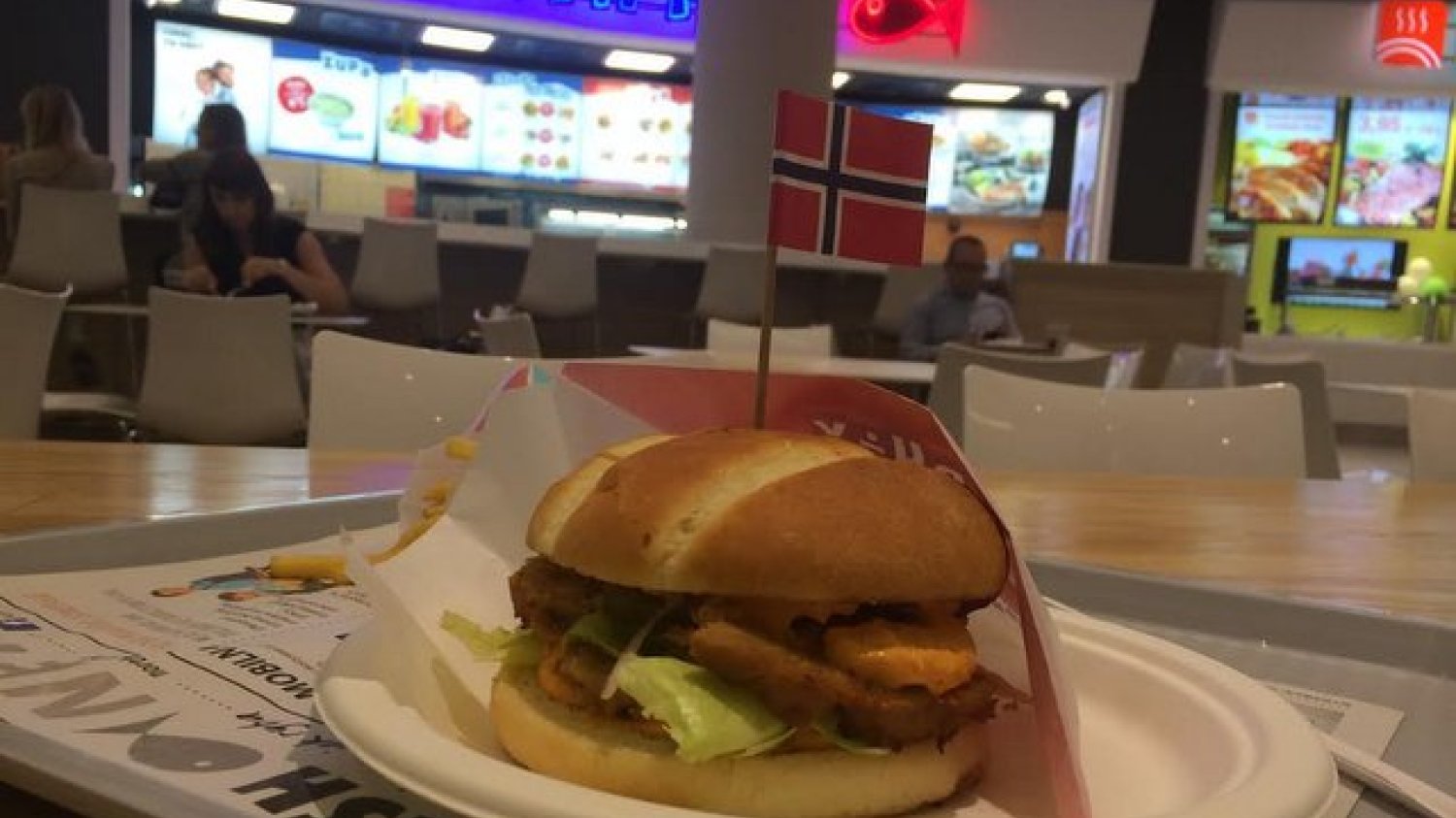 W ten sposób menedżerowie North Fish chcą wmówić nam, że kanapki z Kielc to prawie Norwegia.