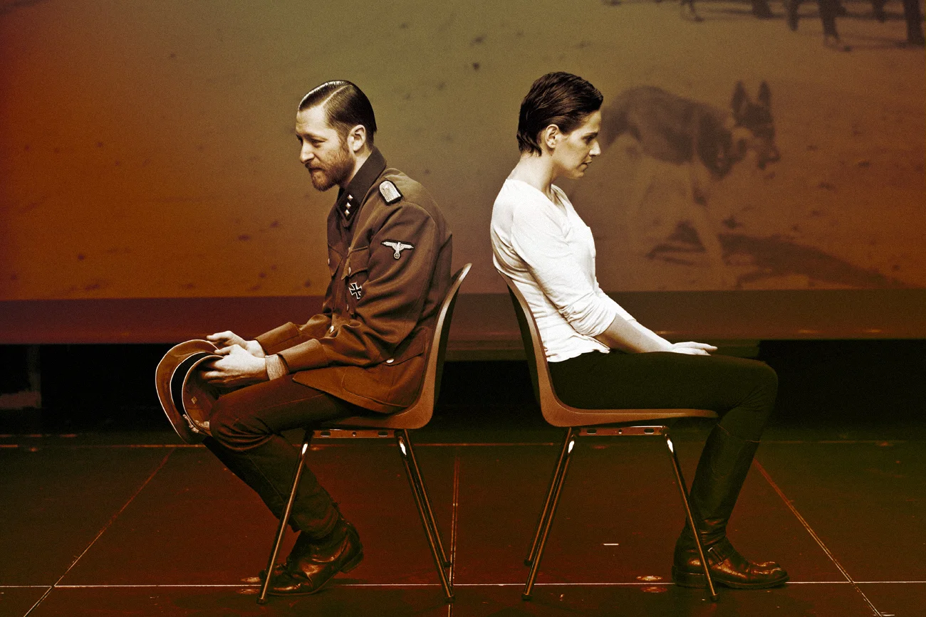 "Album Karla Höckera" / reż.
Paul Bargetto z zespołem Teatru Trans-Atlantyk
