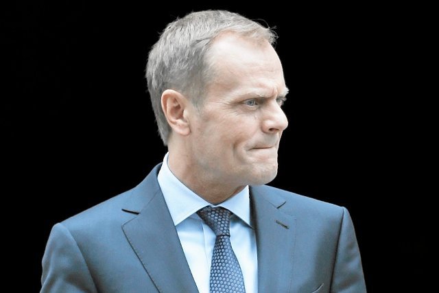 Rząd Donalda Tuska nie zdecydował jeszcze, który wariant przebudowy OFE poprze