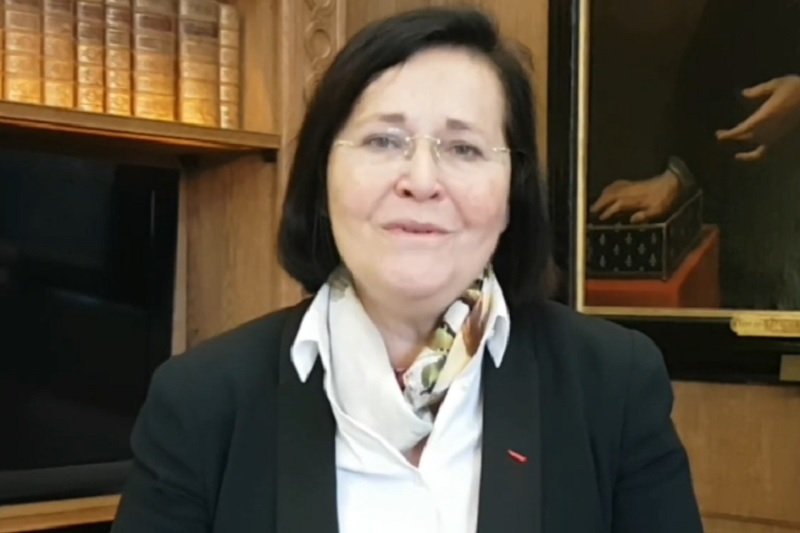 Marie-Aimée Peyron, dziekan Paryskiej Rady Adwokackiej oceniła nowelizację PiS ws. sądów.