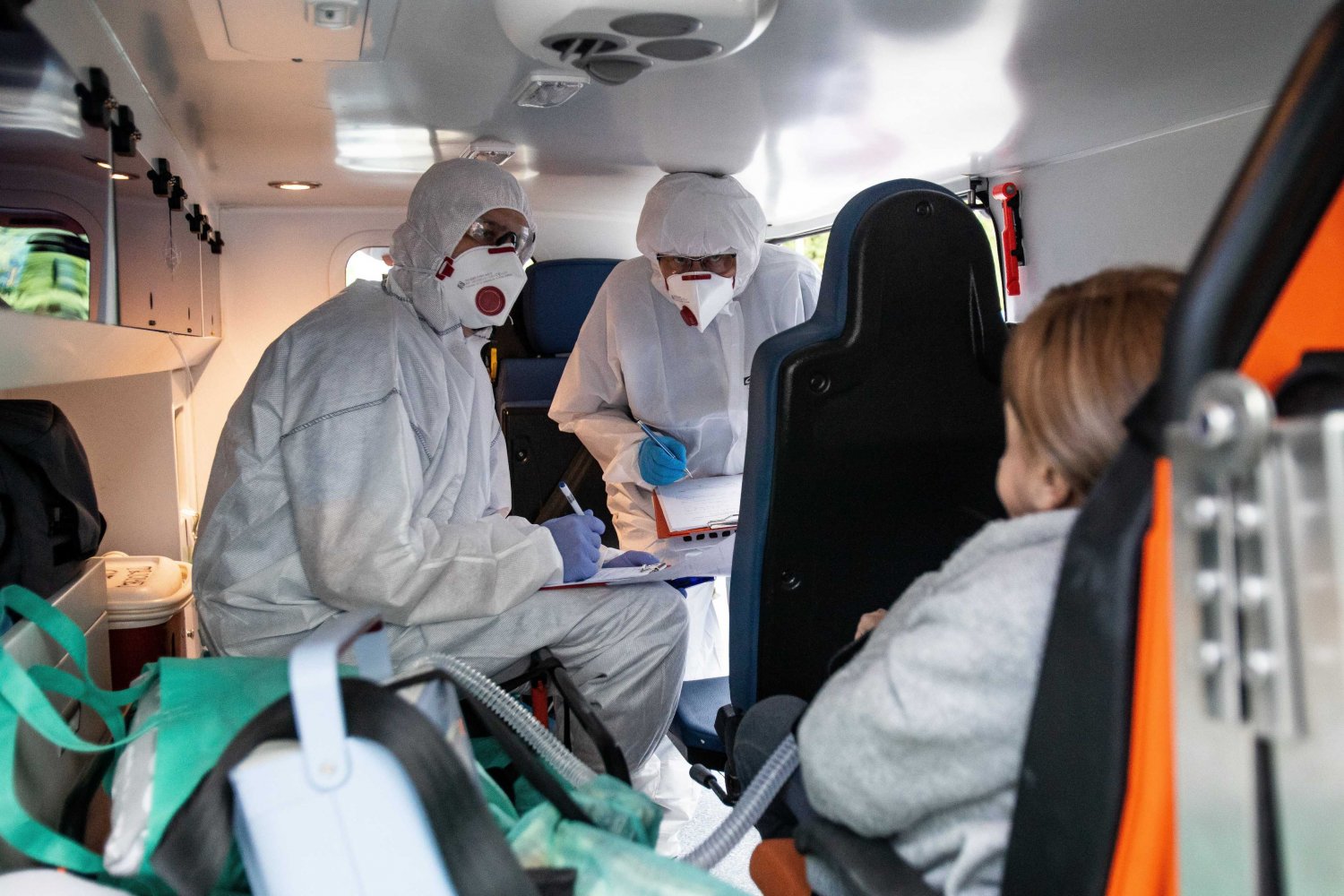 O 4739 nowych i potwierdzonych przypadkach zakażenia covid-19 poinformowało Ministerstwo Zdrowia w piątkowym komunikacie